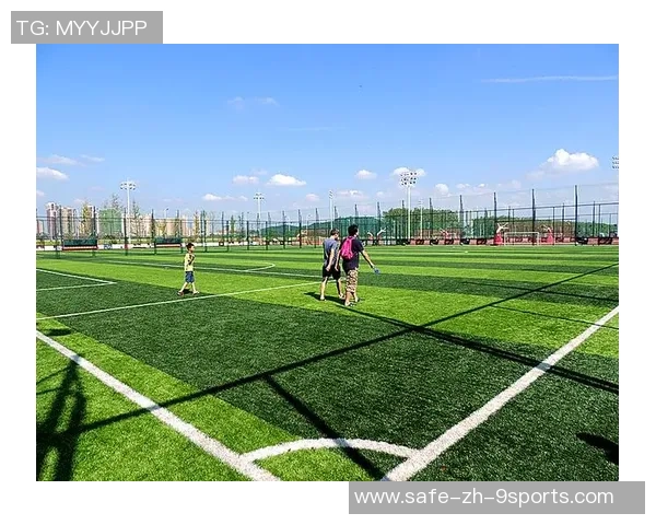 月亮岛足球文化园探索足球魅力与文化传承的完美结合之旅 月亮岛足球文化园探索足球魅力与文化传承的完美结合之旅